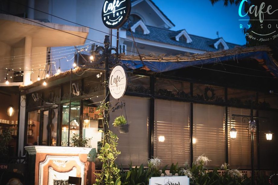 cafe by soul