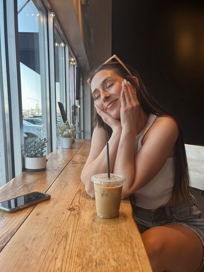 cafe selfie