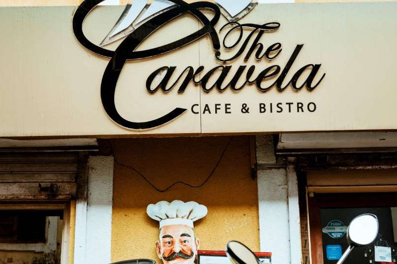 caravela cafe and bistro