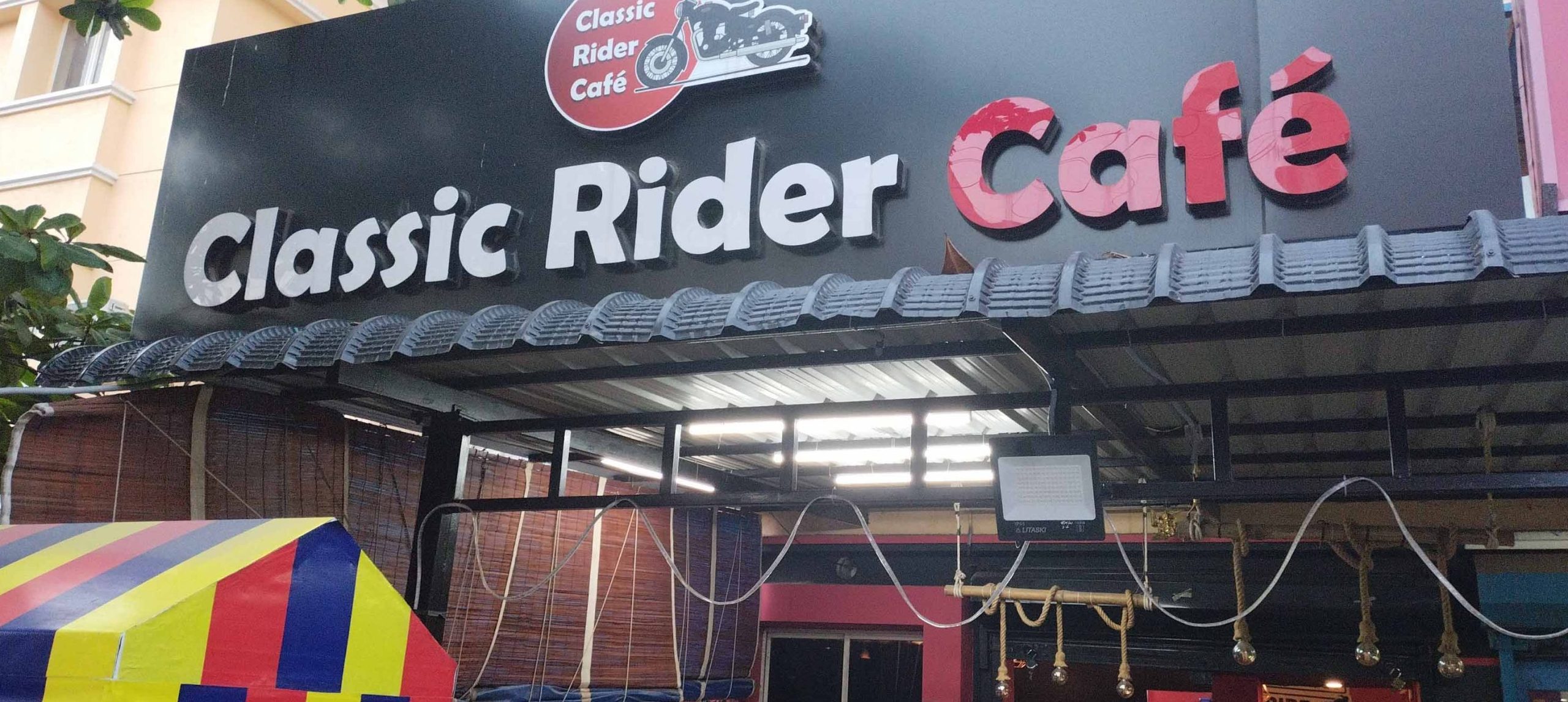 classic rider cafe scaled