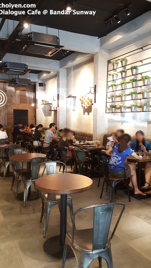 dialogue cafe