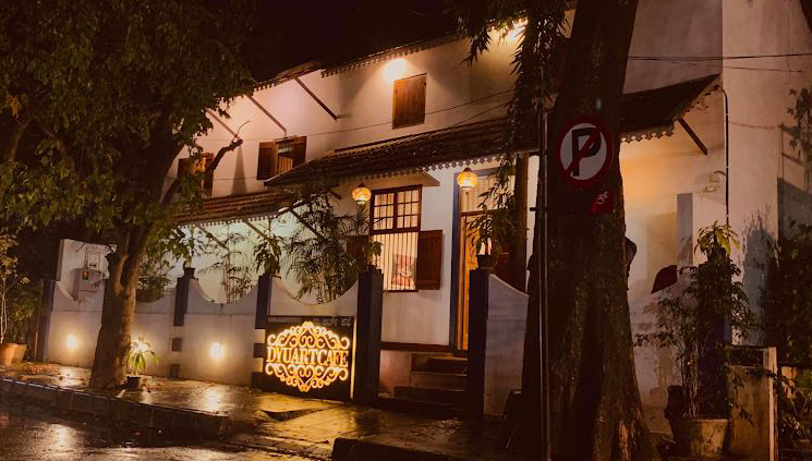 dyu art cafe