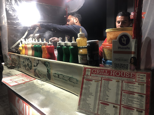 GRILL HOUSE (healthy food hut)