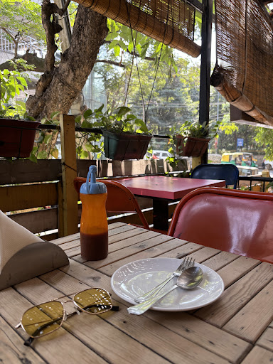 Cafe Medley