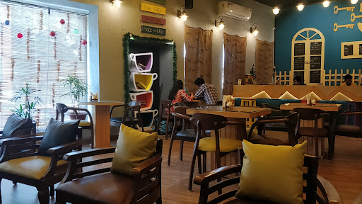 Hungry World Restaurant & Cafe