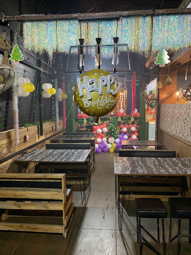 Magnum Cafe & Restro