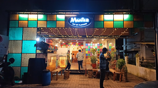 Mudka Resto Cafe