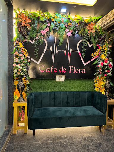 Cafe De Flora | Best Cafe in Mathura
