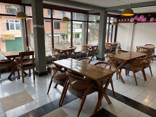 Be Happy Cafe, Tawang