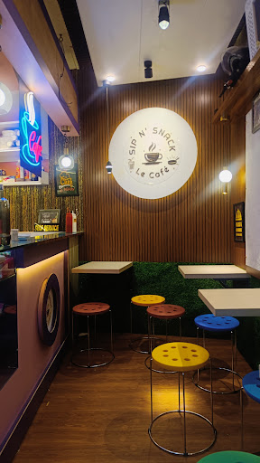 SIP N' SNACK CAFE