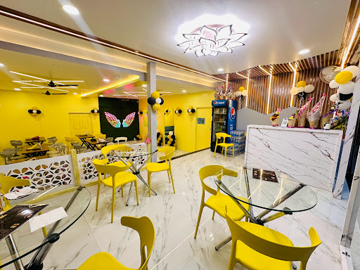 The Cafe Bucks