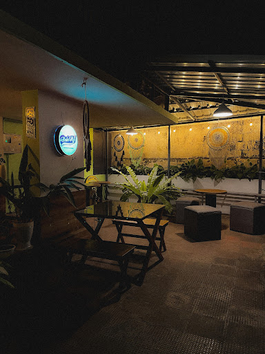 Bakeryt Cakes & Cafe