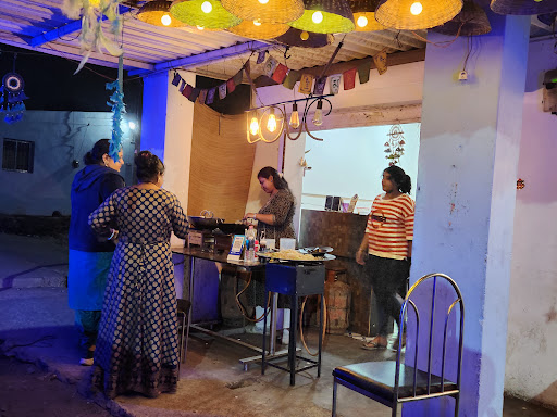 Moonshine Cafe