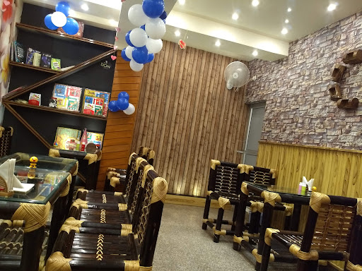 Royal Cafe