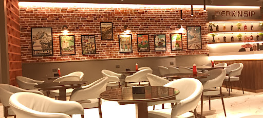 CAFÉ PERK N SIP