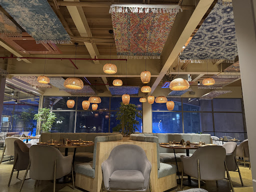 Cafe De Meet Siguiente. Banquets, Cafés & Restaurants