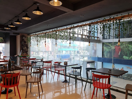 Zippyfeed restaurants - Vapi