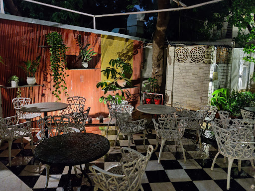 Roastery Coffee House