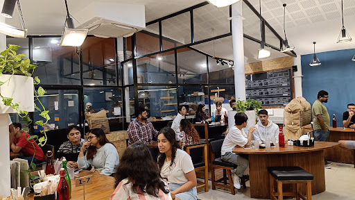 Corridor Seven Coffee Roastery/Standing Room