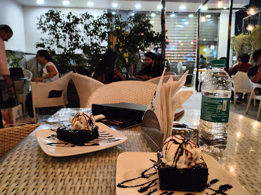 Cafe Hideout