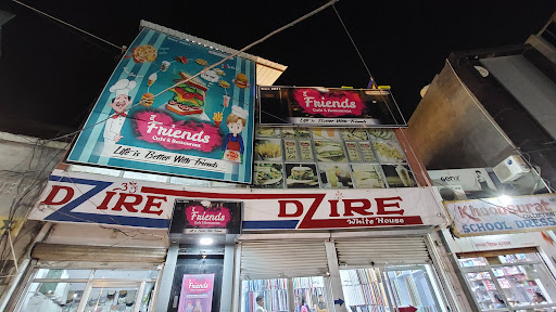 द friends cafe and restaurant