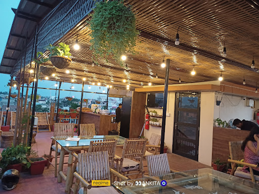 Elemental Café and Store
