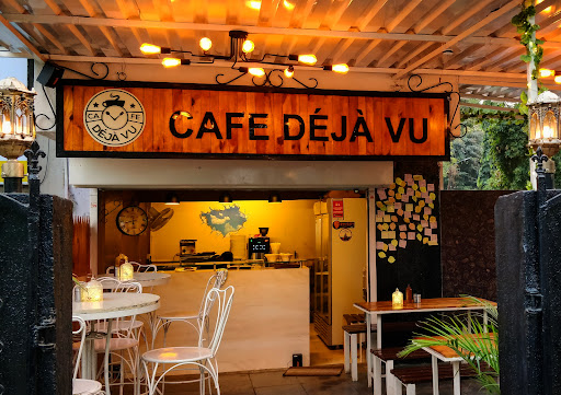 Cafe Déjà Vu