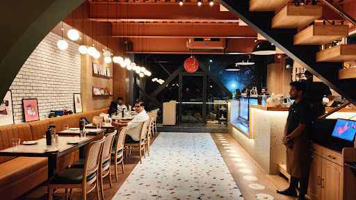 Bustling Brew Bistro Cafe