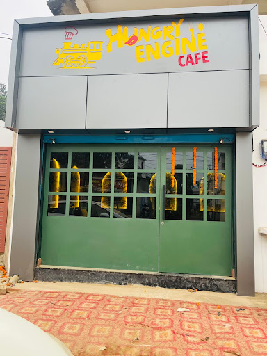 Hungry Engine Cafe | Best Cafe in Gorakhpur