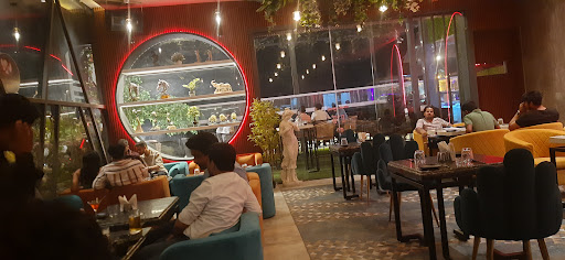 The Trunk Rooftop fine dine Restaurant Mathura | Best Cafe in Mathura | Best bar in Mathura