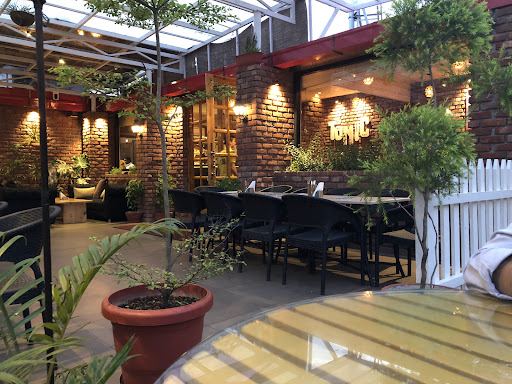 TONIC - The Open Natural Informal Cafe