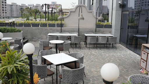 Cafe White Eye