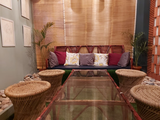 Cafe L'amour - Best Cafe In Vadodara For Birthday Celebration And Candle light Date