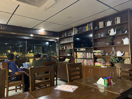 Kaafe — Best & Widest Ganga View Cafe in Rishikesh