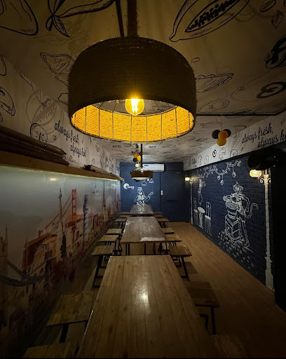 THE LJ’s cafe
