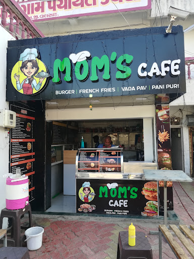 Mom's Cafe
