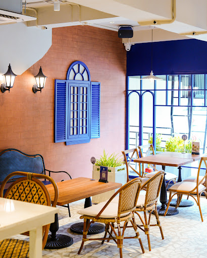 The Hazelnut Factory - Cafe in Agra