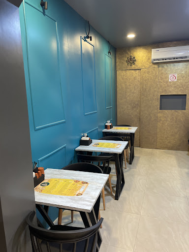 THE MATKA KHICHDI Restaurant