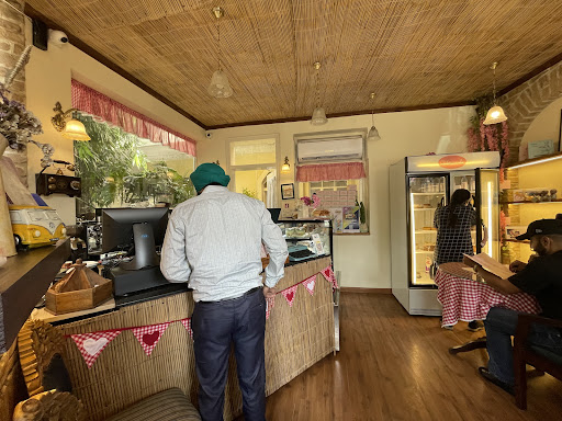 Retro Cafe