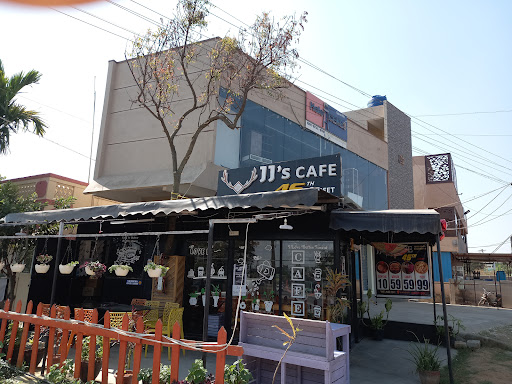 JJ'S CAFE 46 TH STREET