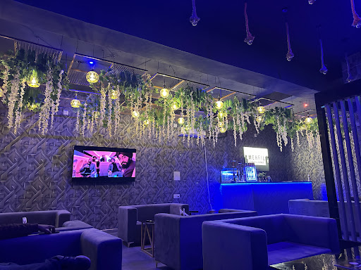 Mehfil Cafe & Lounge