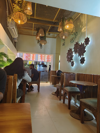 Ludo Cafe (College Square)