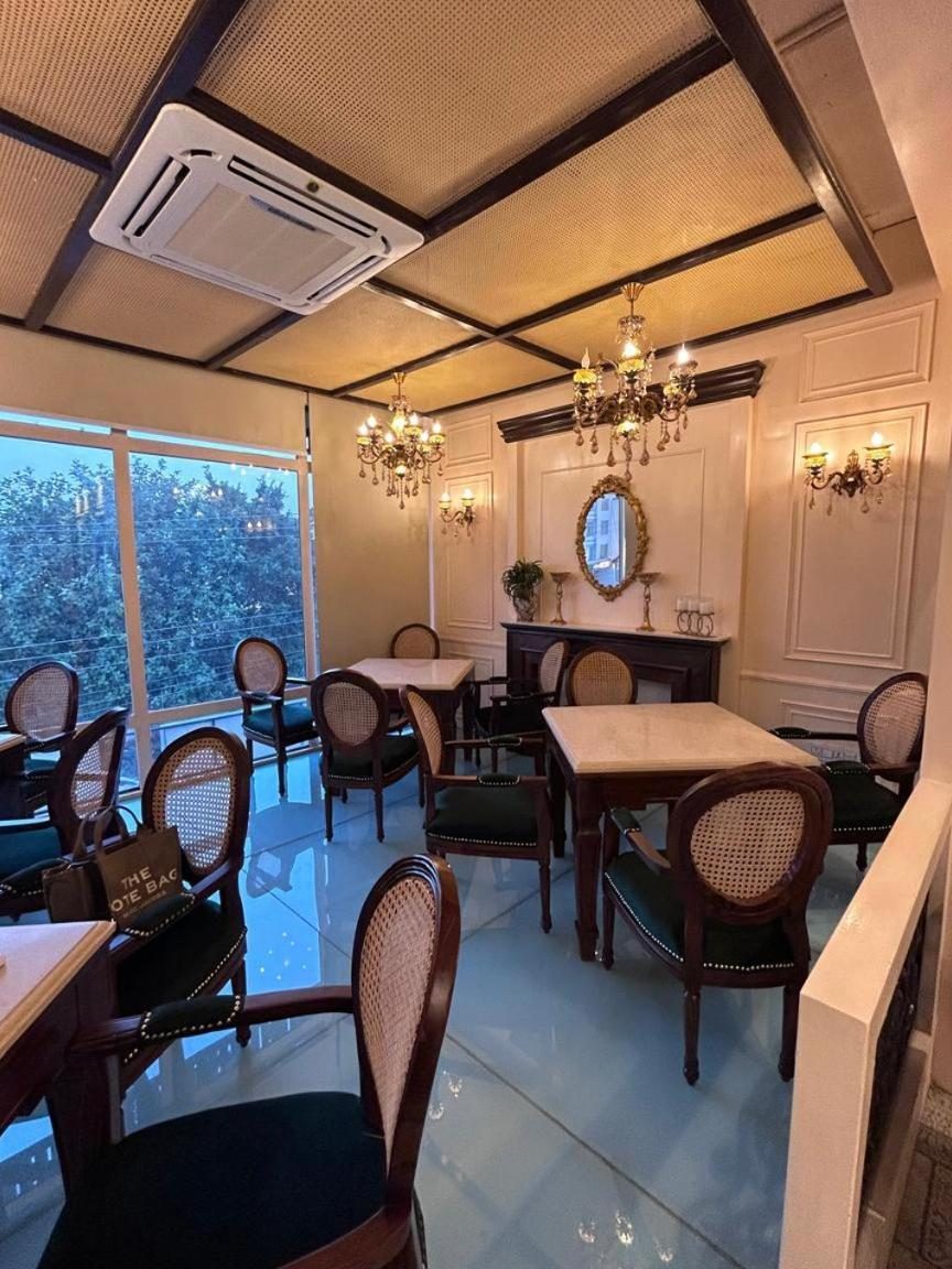 green garden cafe hotel