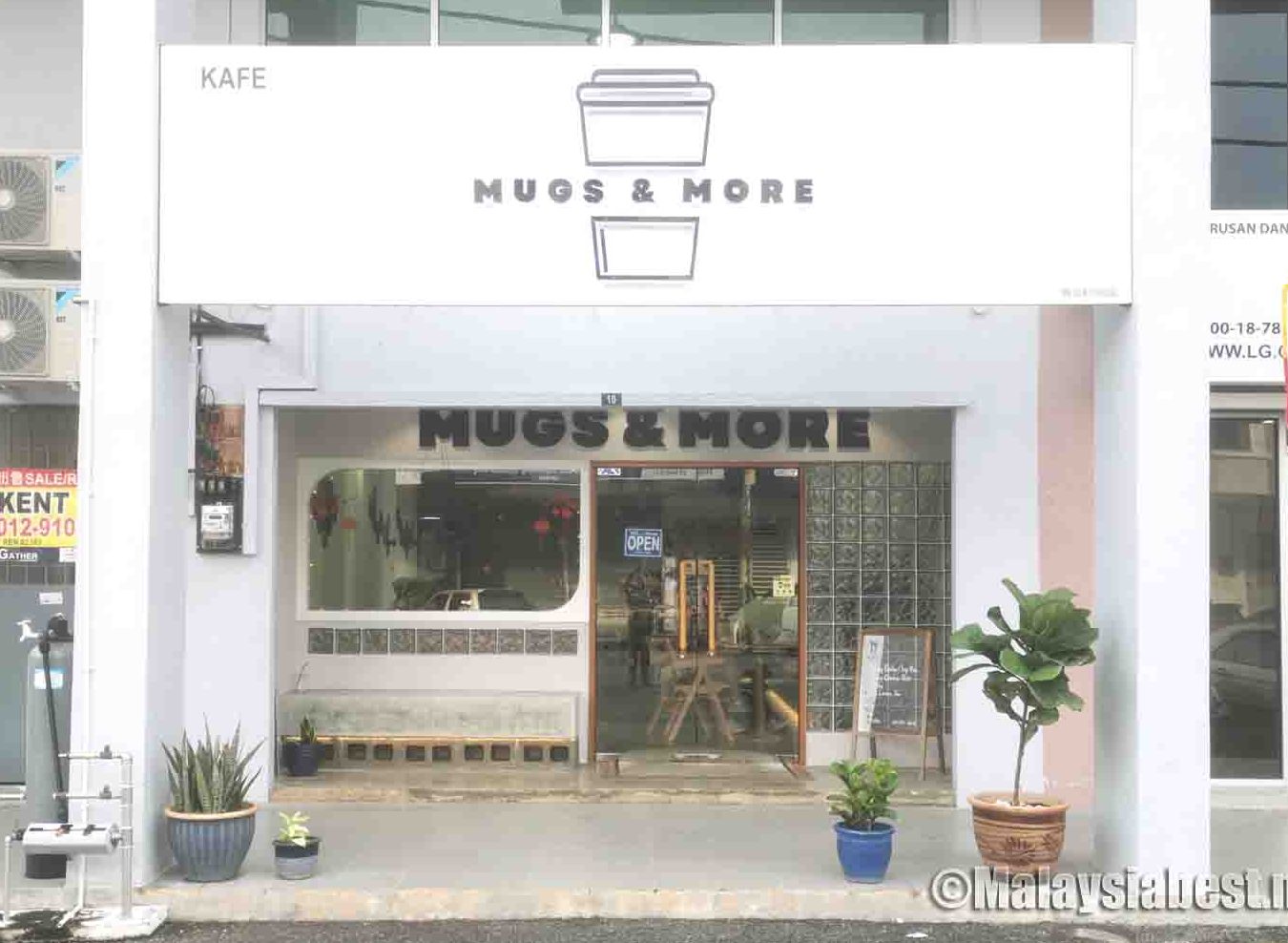 mugs more cafe