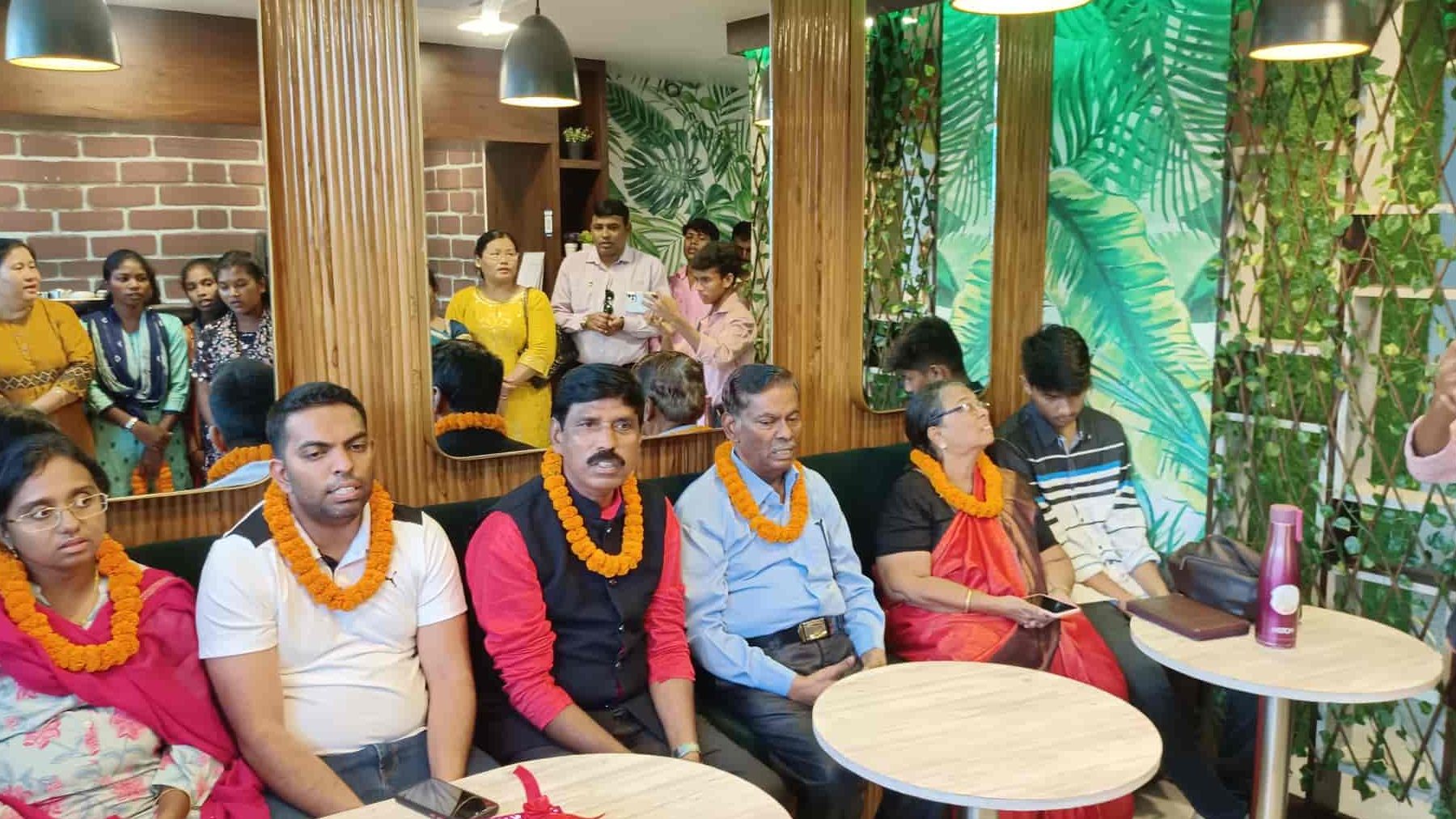 sycamore tree hul cafe