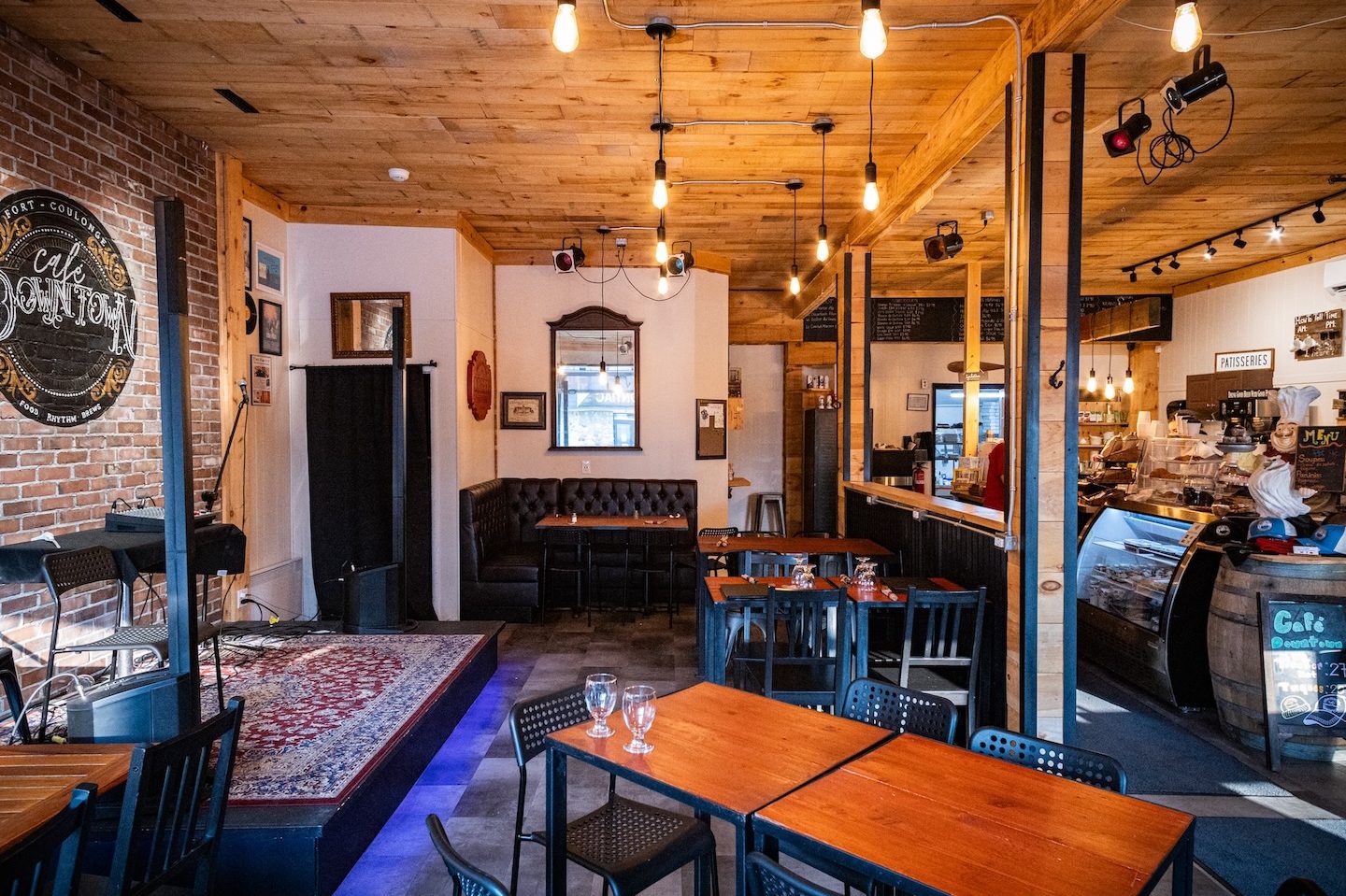 the cafe downtown