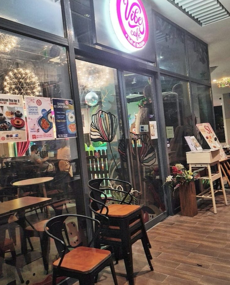 vibes cafe