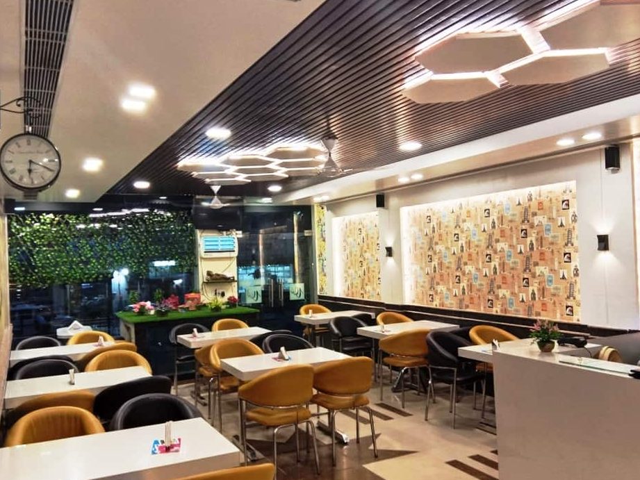 vickys premium restaurant best restaurant in hanumangarh